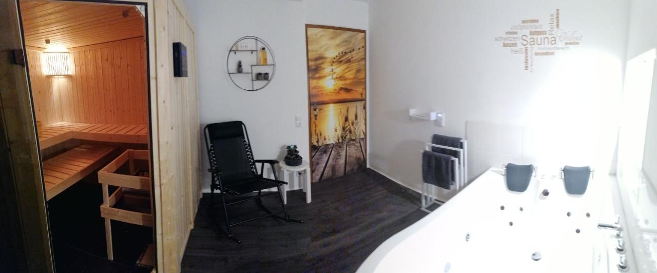 Ferienwohnung Christine Mit Sauna Und Whirlpool Utzerath Екстериор снимка